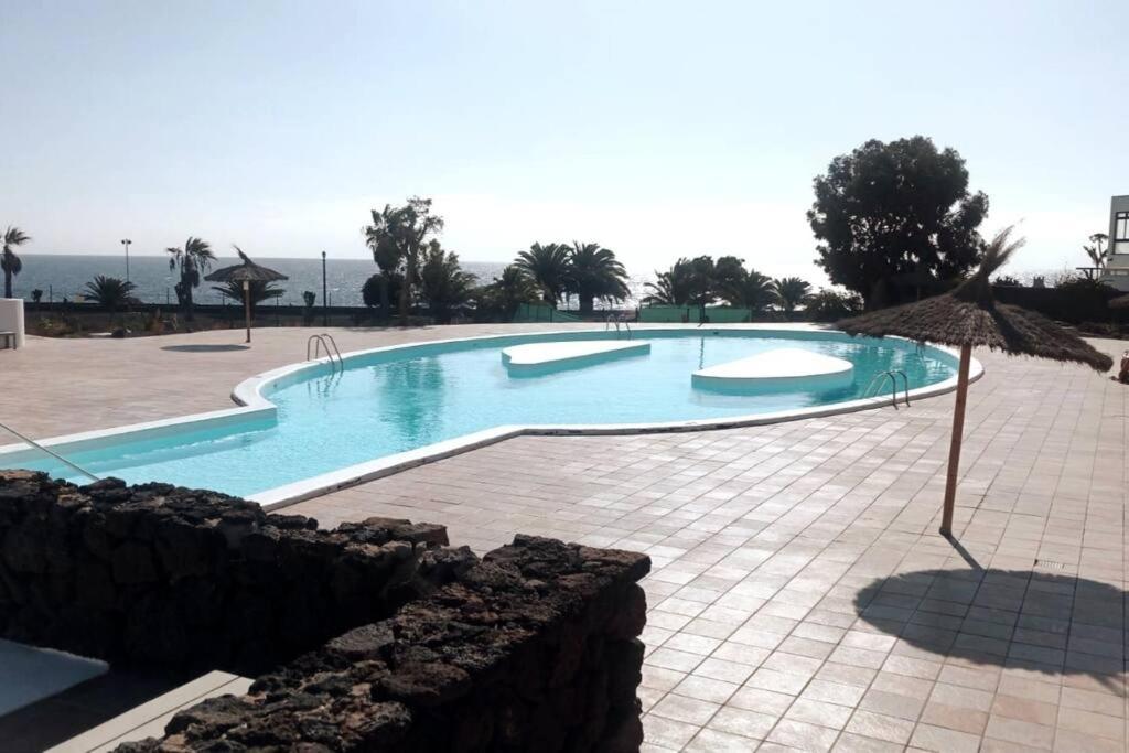 FeWo mit Meerblick und Sonnenterrasse Costa Teguise Exterior foto